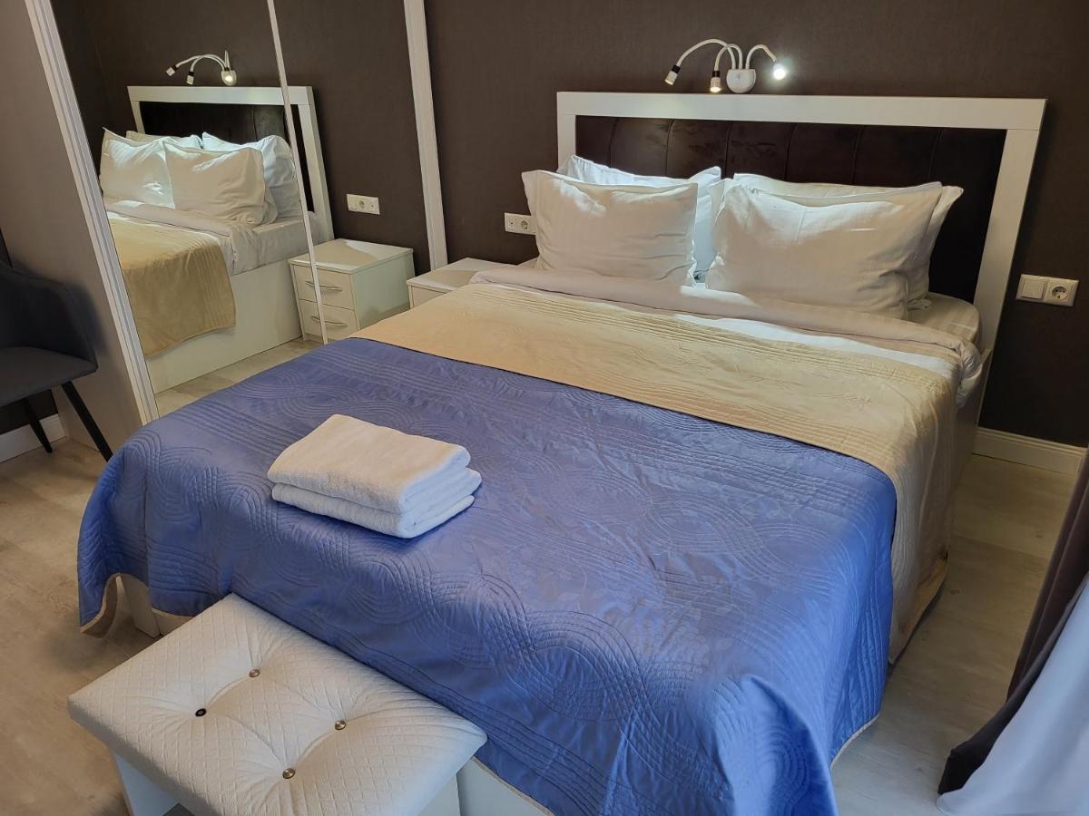 Holiday Apartments บาทูมิ ภายนอก รูปภาพ
