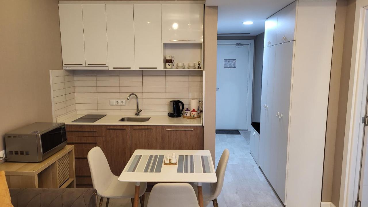 Holiday Apartments บาทูมิ ภายนอก รูปภาพ
