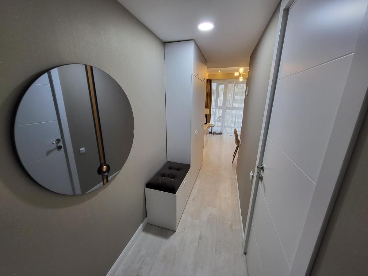 Holiday Apartments บาทูมิ ภายนอก รูปภาพ